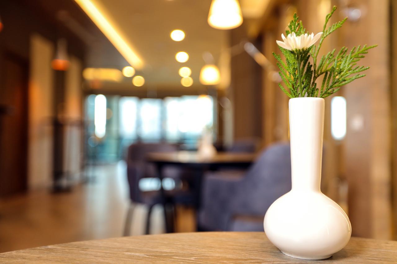 Mercure Tetovo Exterior photo
